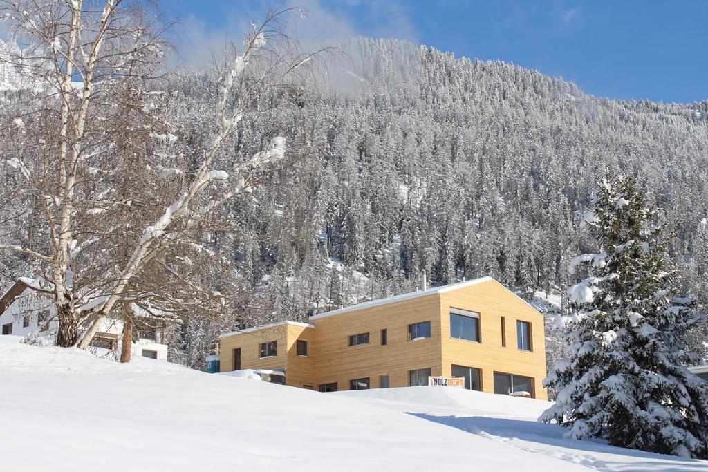 Ferienwohnung Aviez Savognin Bagian luar foto